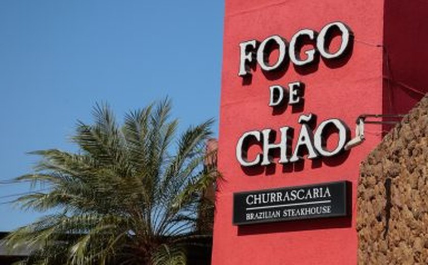 Fogo de Chão tem 10 dias para reintegrar demitidos sem rescisão durante pandemia