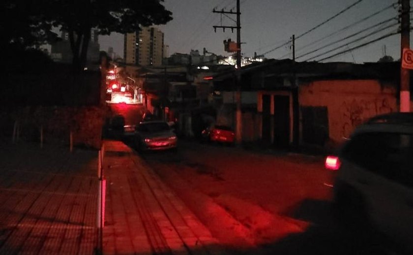 Após quase 3 horas, luz foi totalmente restabelecida em SP, dizem Enel e ONS