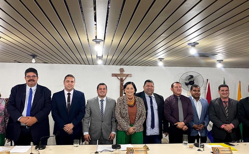'Tropa de elite' protege prefeito de possíveis irregularidades ao não permitir transparência