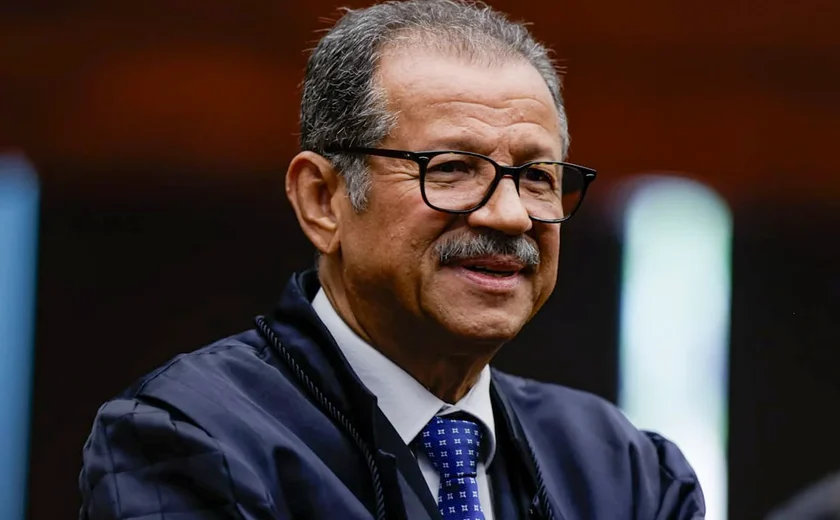 Ex-desembargador alagoano Sebastião Coelho anuncia candidatura ao Senado em 2026 pelo Partido Novo