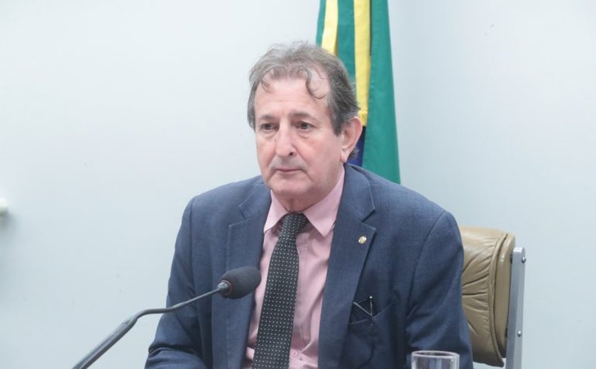 Cientistas denunciam danos à saúde reprodutiva causados por agrotóxicos