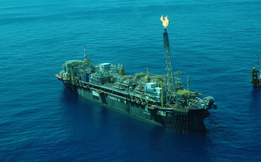 Produção nacional de petróleo cresce 3,9% em maio