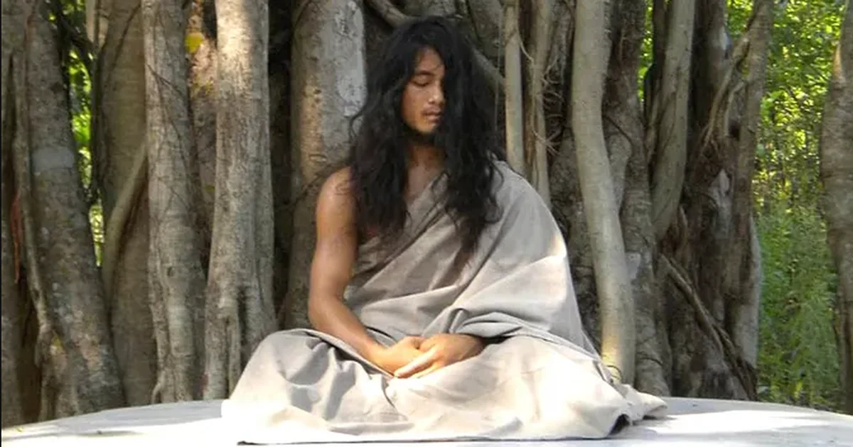 ‘Menino Buda’ é condenado a 10 anos de prisão por abuso sexual no Nepal