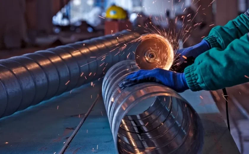 PMI industrial do Brasil sobe a 52,5 em junho, após 52,1 em maio, diz S&P global