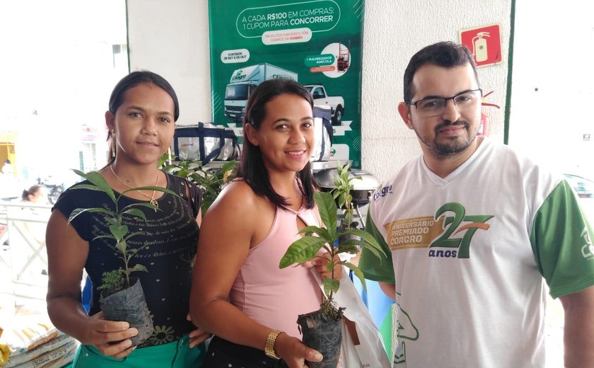 Projeto distribui mudas de árvores para recuperação das nascentes em Arapiraca