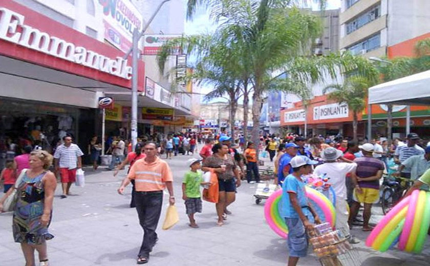 Consumidores com renda de até 10 salários retomam o consumo em Maceió
