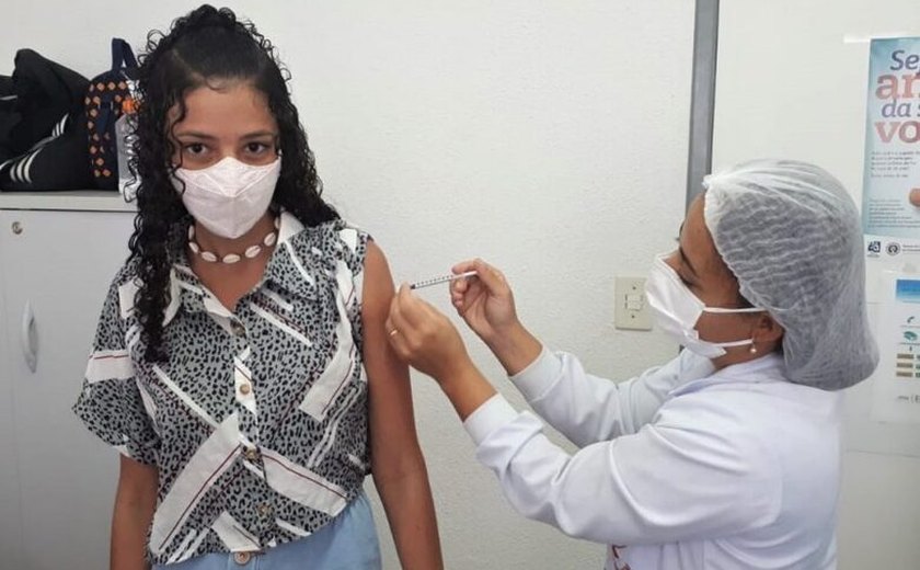 Prefeitura de Maceió abre mais 10 pontos de vacinação contra a Covid-19