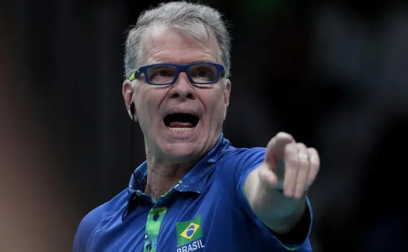 Bernardinho é o novo técnico da seleção masculina de vôlei, mas não deixa o Flamengo