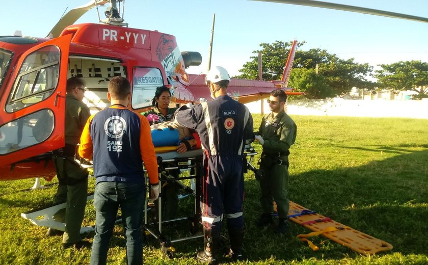 Samu resgata duas vítimas de colisão em São Miguel dos Campos