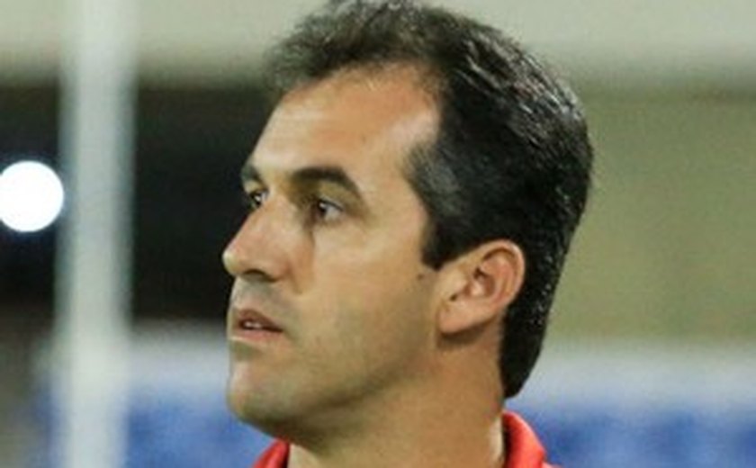 De olho no ABC, Léo Condé sinaliza poupar jogadores contra o Miguelense