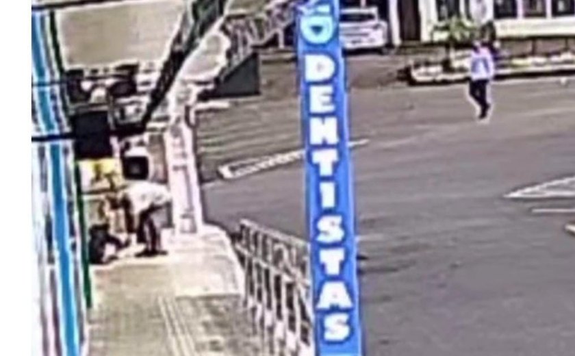 Crueldade no Centro de Palmeira: homem é detido por envenenar cães