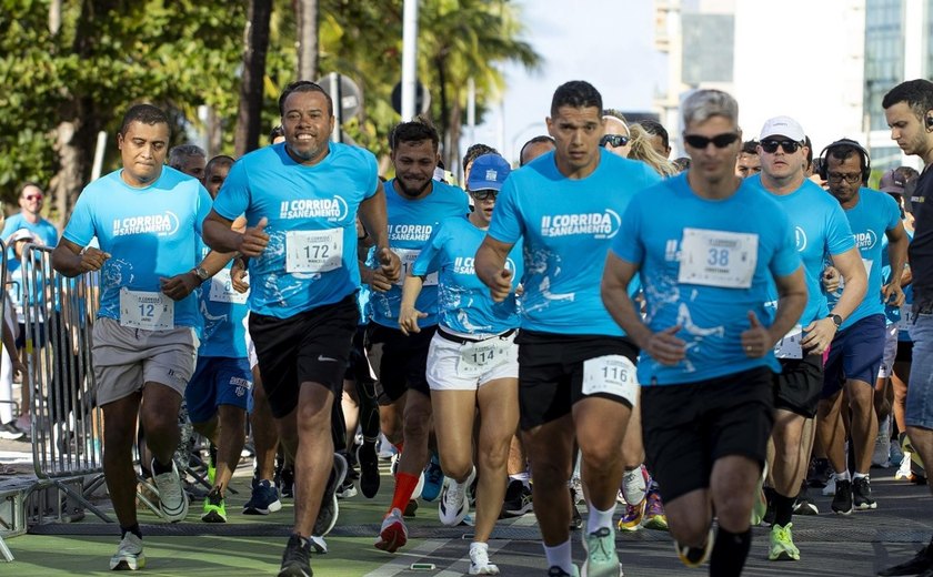 2ª Corrida do Saneamento reúne mais de 180 participantes na orla da Pajuçara