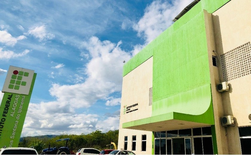 UFAL Campus de Santana e SENAC abrem curso para jovens de 15 anos inscrição na Casa do Empreendedor