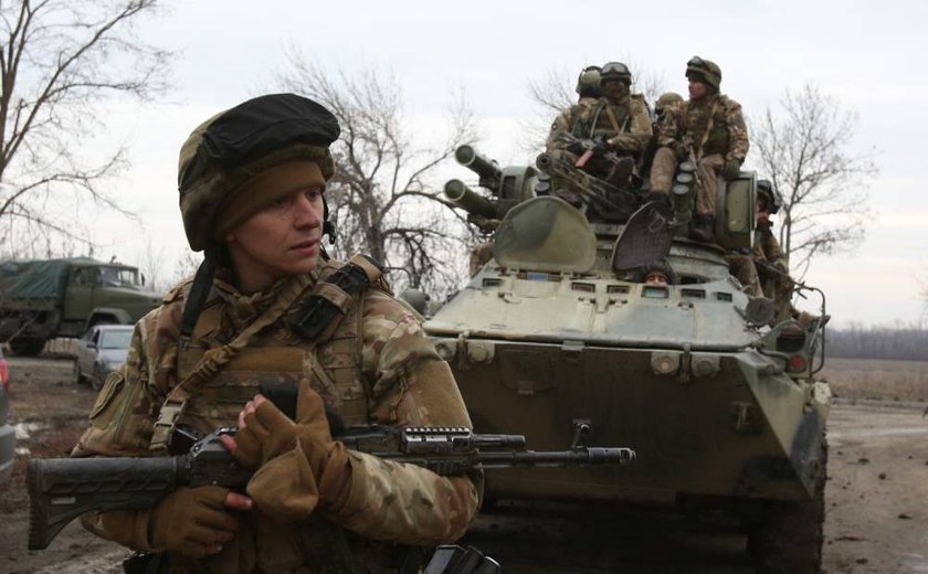 Suécia aumentará gastos militares, em resposta à invasão da Ucrânia pela Rússia