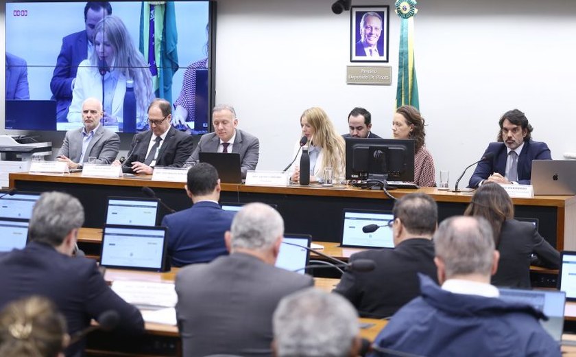 Especialistas divergem sobre propriedade intelectual no uso de IA generativa