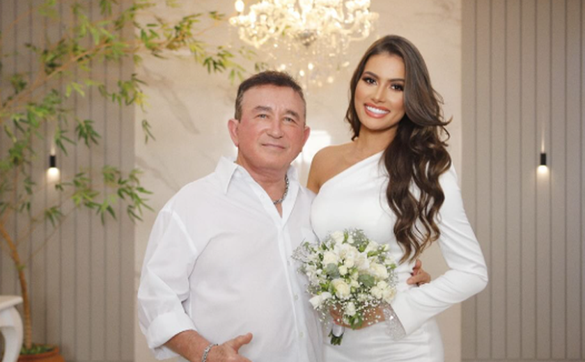 Amado Batista se casa com Miss 50 anos mais jovem