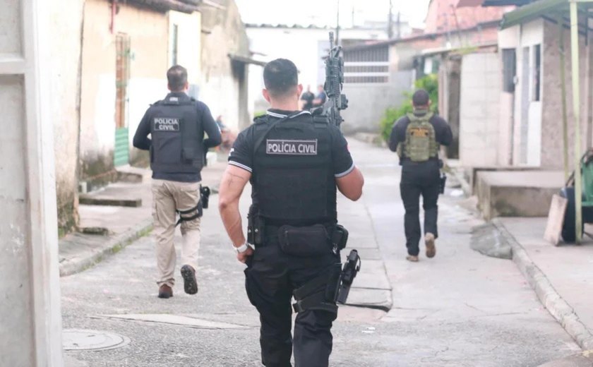 Polícia Civil de Alagoas realiza operação contra organização criminosa na Bahia