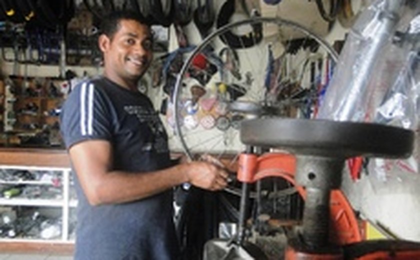 Alagoano descobre empreendedorismo após 24 anos cortando cana