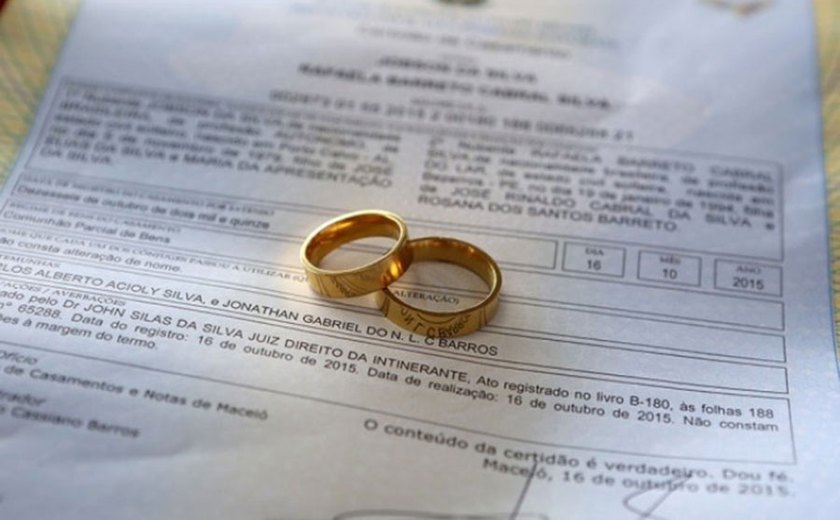 Justiça Itinerante promove casamento para 100 casais em Penedo, neste sábado (13)