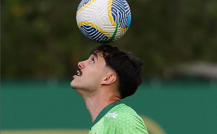 Palmeiras inicia preparação para o dérbi com treino tático e Mauricio elogia nova casa
