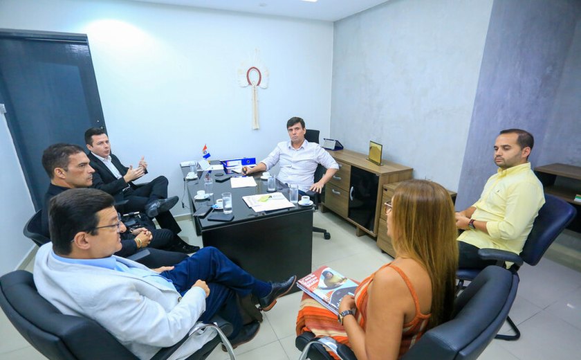 Marcius Beltrão recebe visita de secretário de Educação de Sobral (CE)