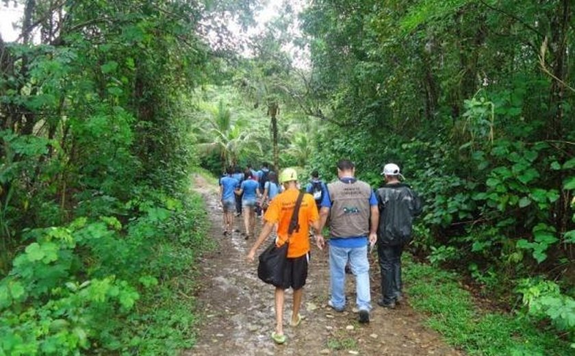 Estudantes conhecem Reserva Particular do Patrimônio Natural Vila D’água