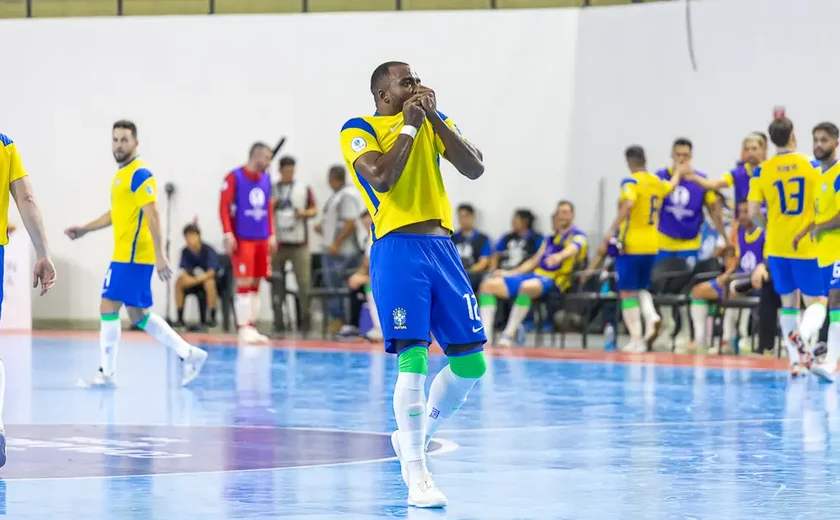 Seleção de futsal faz 1º treino em Bukhara e Marlon vê equipe 'super confiante' para o Mundial