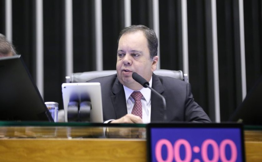 Deputados analisam projeto que prevê cálculo do valor da economia do cuidado no País; acompanhe