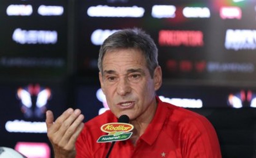 Carpegiani, novo técnico do Flamengo: torcida pode ficar tranquila