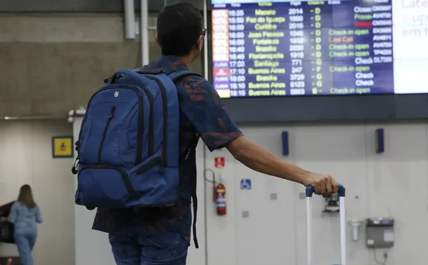 Governo articula para manter veto a despacho gratuito de bagagens, mas falta de acordo pode adiar análise mais uma vez