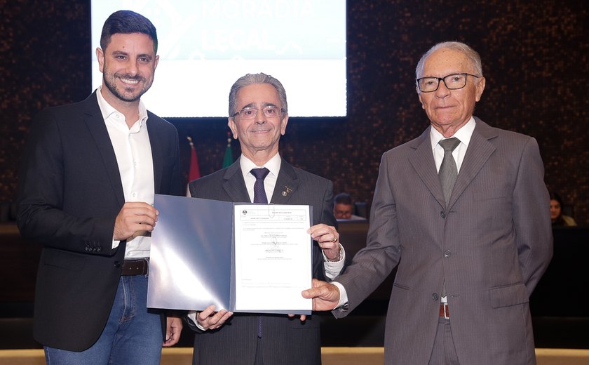 Prefeito Dalminho representa AMA em adesão de novos municípios ao Moradia Legal