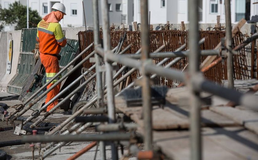 Incertezas da covid-19 fizeram Camargo Corrêa Infra parar obra da EDP no em SC