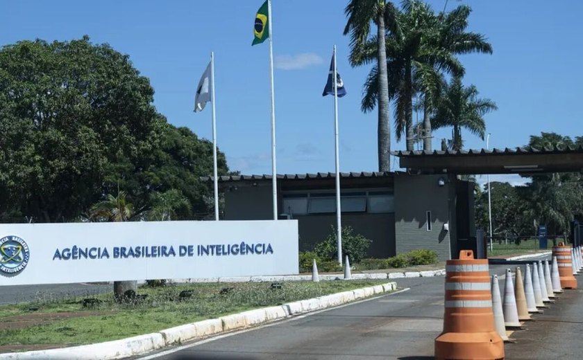 Estrutura de espionagem e fake news da Abin tinha três núcleos e envolvia Presidência, diz PF