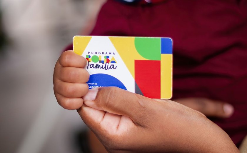Caixa paga Bolsa Família a beneficiários com NIS de final 3