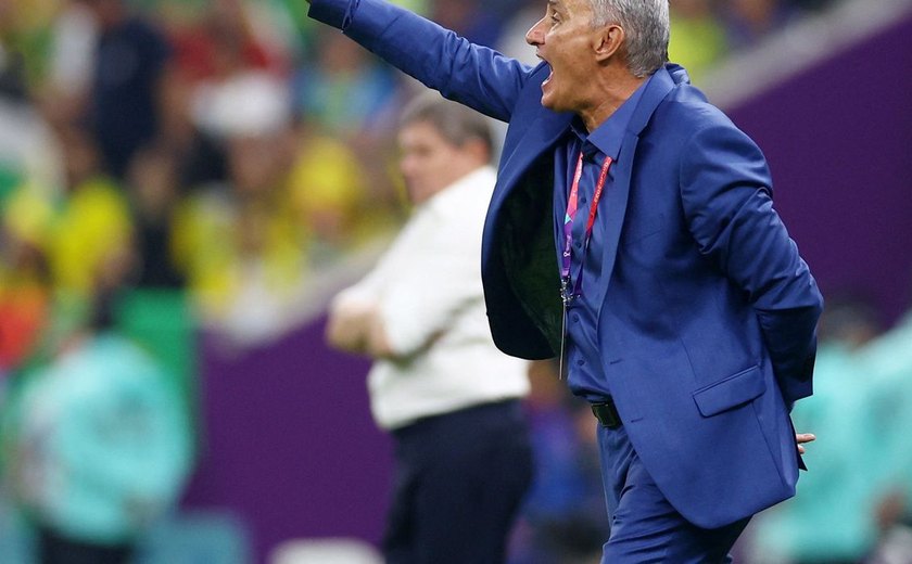 Tite modifica equipe e abre espaço para disputa por posições