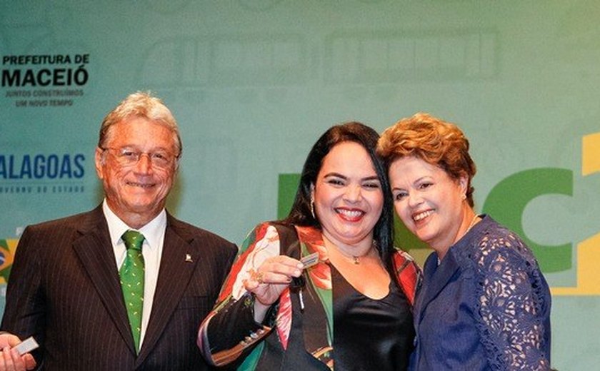 Dilma dá posse a Nelson Barbosa na Fazenda