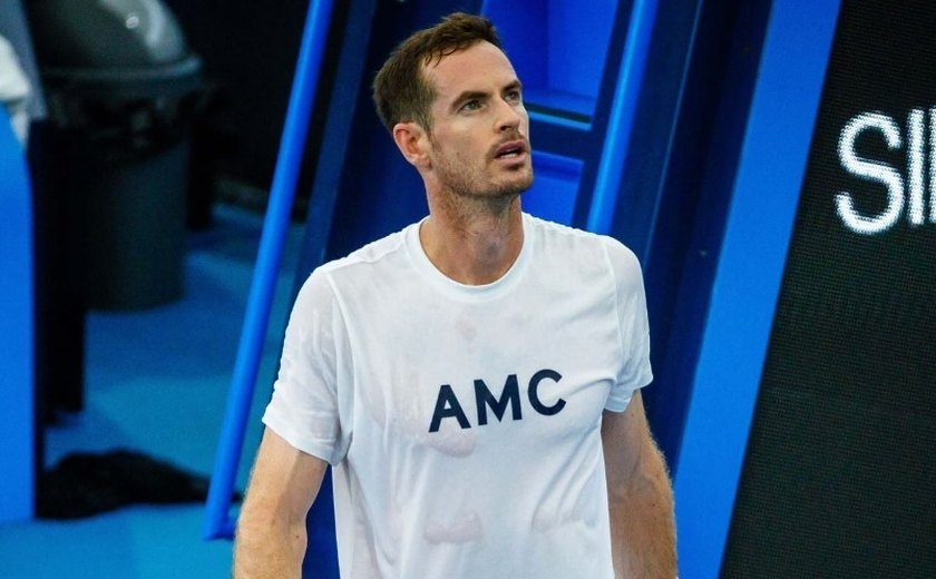 Murray abandona chave de simples e foca nas duplas em despedida em Wimbledon