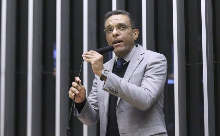 Câmara aprova aumento de pena para furto de fios das redes de energia e telefonia