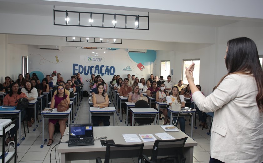 Capacitação sobre o novo Educacenso reúne gestores e secretários escolares de Alagoas e Sergipe em Coruripe