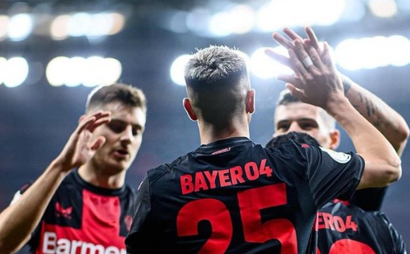 Bayer Leverkusen mantém boa fase e avança sem sustos às quartas na Copa da Alemanha