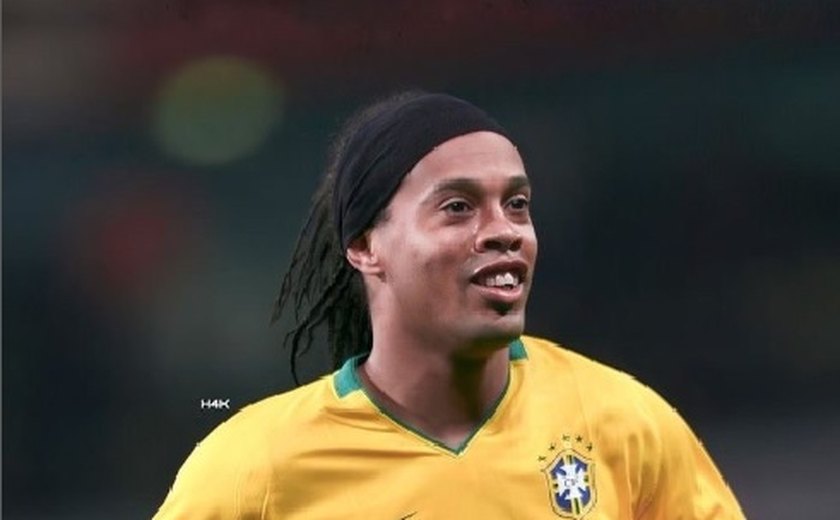 Quem é o filho de Ronaldinho Gaúcho que já treina entre os profissionais do Barcelona?