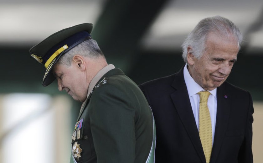 Múcio diz que fronteira com Venezuela é a mais difícil por questões políticas do país vizinho