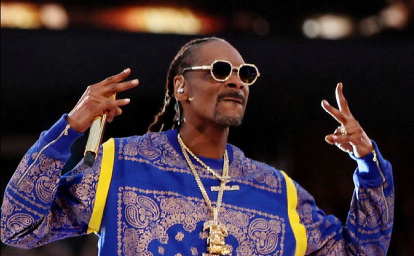 Snoop Dogg anuncia parceria musical com BTS: ‘Acabamos fazendo’