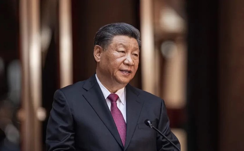 Brics: 'não sucumbimos a pressões externas ou agimos como vassalos de outros', diz Xi Jinping