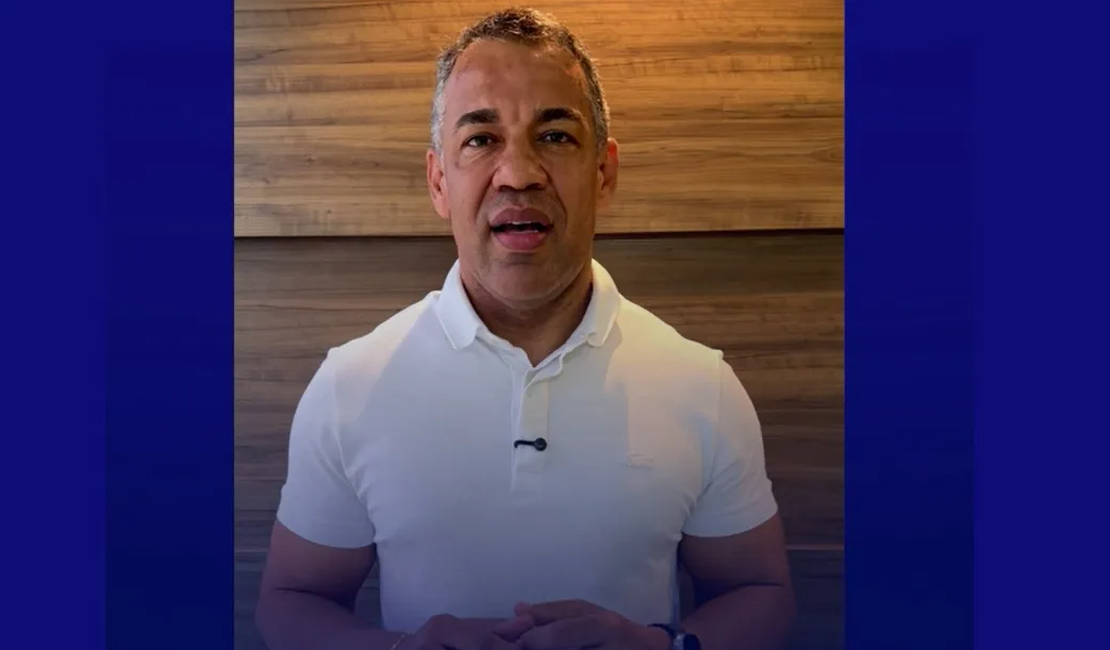 Vídeo: Siderlane retorna à Câmara de Maceió e adia sonho de Caio Bebeto