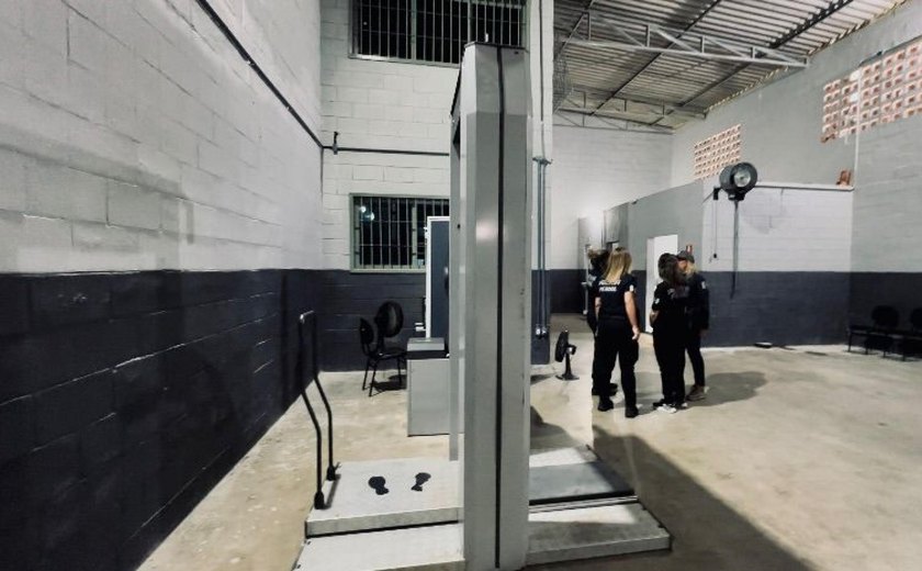 Investimento em tecnologia: cinco mulheres são flagradas pelo bodyscam com drogas em Alagoas