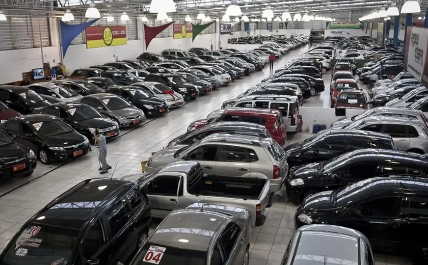 Anfavea quer imposto maior contra invasão de importados