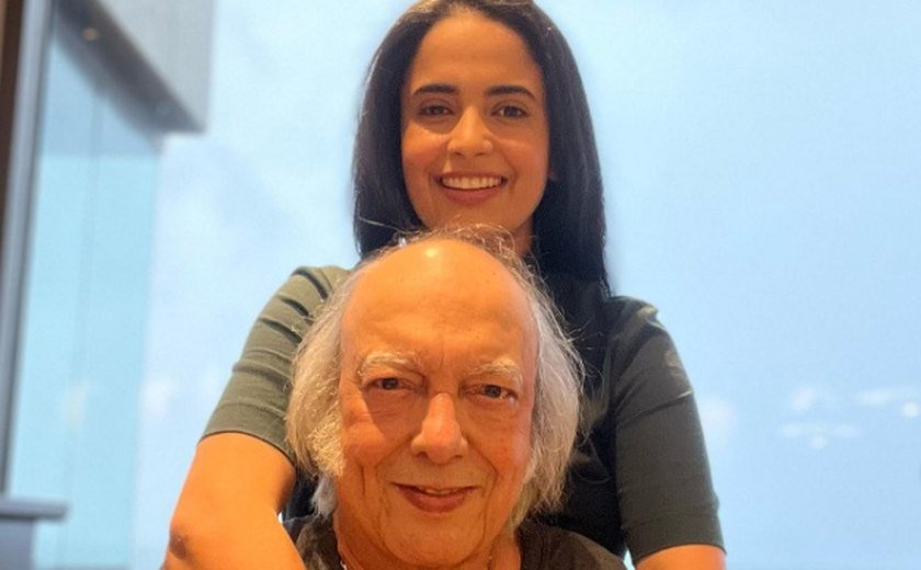 Erasmo Carlos: viúva preserva pilha de jornais e quadro embrulhado desde a morte do cantor