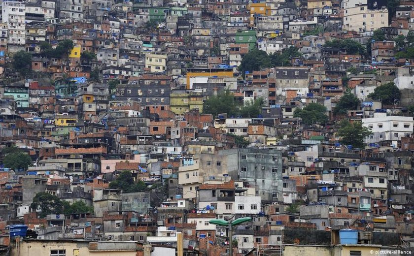Pobreza extrema cresce no Brasil e afeta 13,5 milhões de pessoas