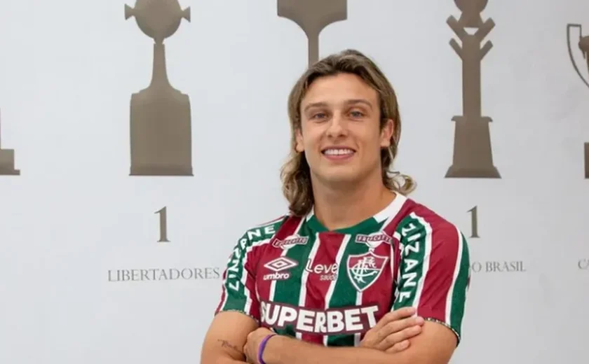 Canobbio é apresentado no Fluminense e se empolga com 'time de guerreiros': 'Armadura caiu bem'